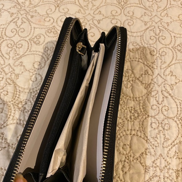 🆕NWT Kerri large continental wallet - Picture 4 of 5